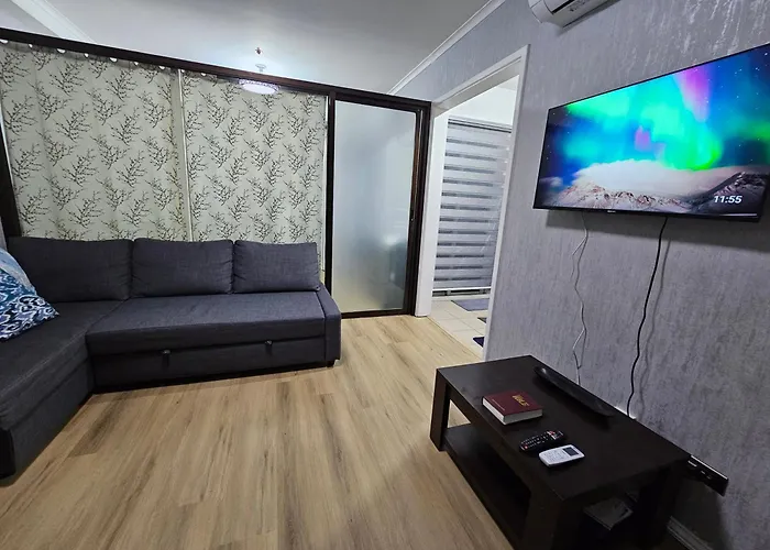 South Of Market Private * Manila